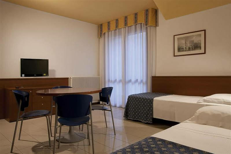 Best Western Titian Inn Hotel Venice Airport Tessera Kültér fotó
